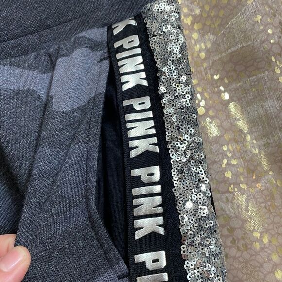 PINK Victorias Secret gray army print silver sequin bling joggers, XS EUC - Picture 2 of 5